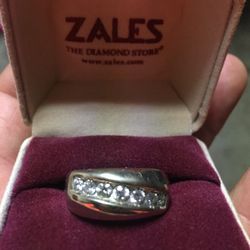 Mens wedding ring