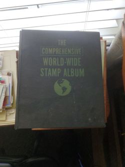 1965 Vintage Minkus Comprehensive World Wide Stamp Album With 100s Of Stamps
