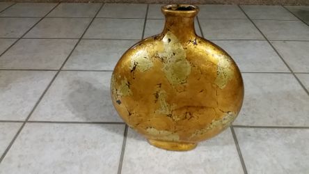 Large Gold vase