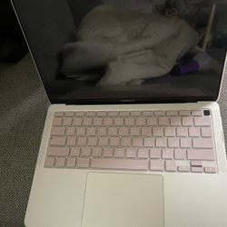 Mac Book 