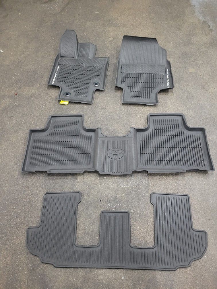 Toyota Highlander Floor Mats 2020
