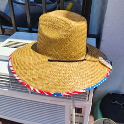 STRAW HAT HANDCRAFTED
