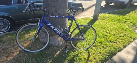 Trek Hilo Road Bike Blue