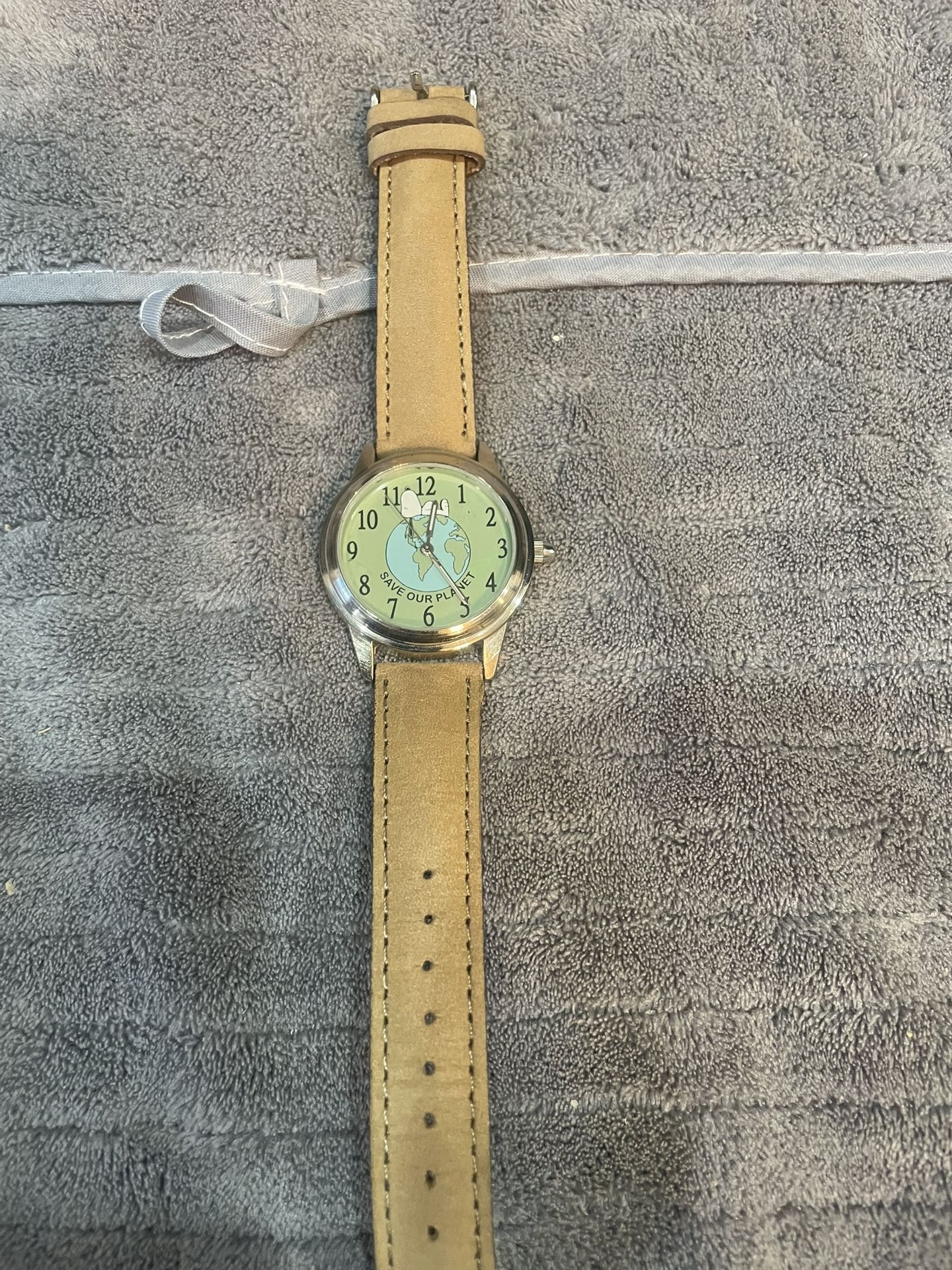 "RARE" Vintage Snoopy 'Earth Day-Save Our Planet' Watch (WTC158) Unisex