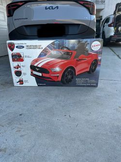 Mustang GT Convertible (car toy)