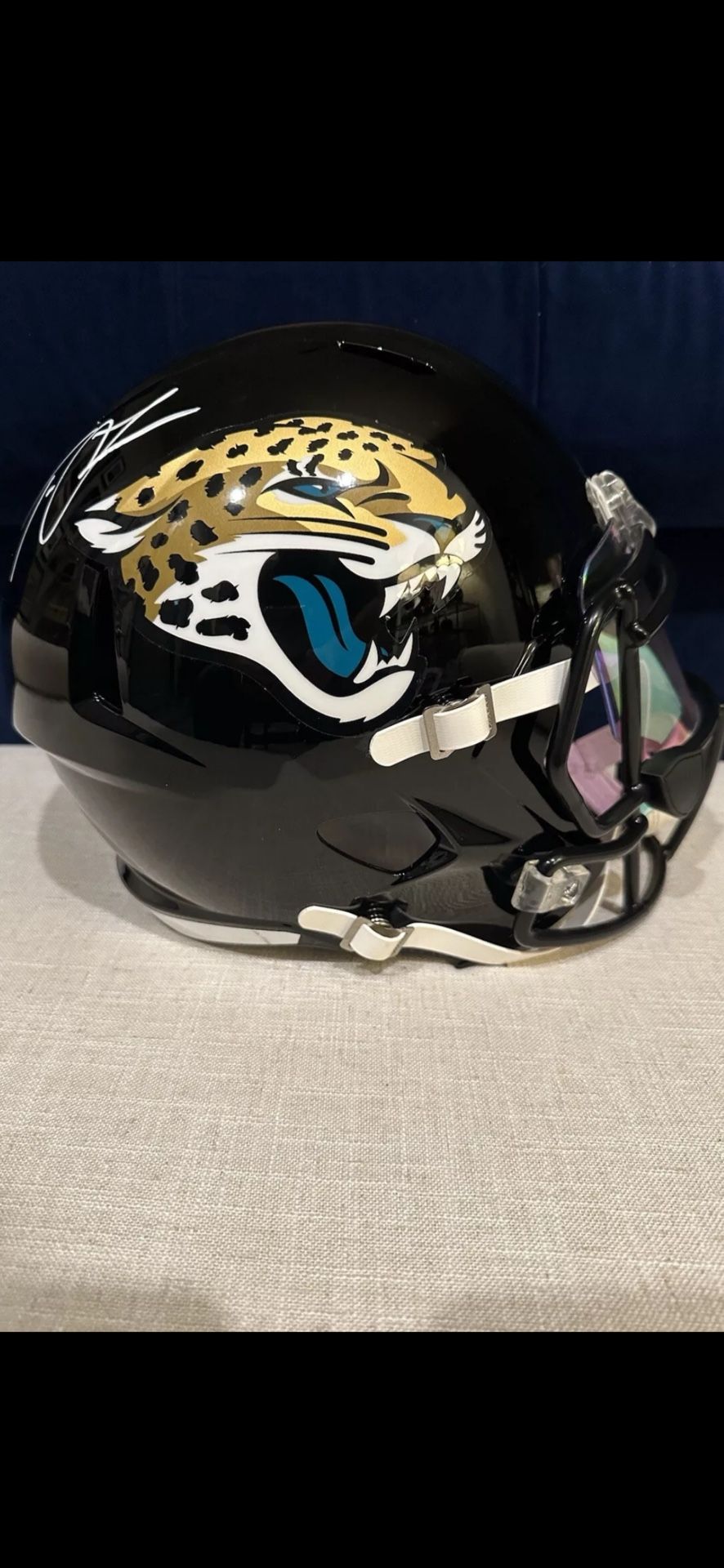 Jaguars quarterback Trevor Lawrence