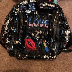 Kids girl backpack.