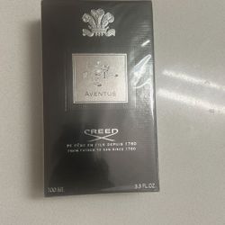 Creed Aventus 