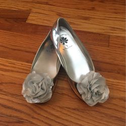 Size 1 Silver Shoes