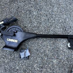 Cannon Down Rigger With Mounting Base 