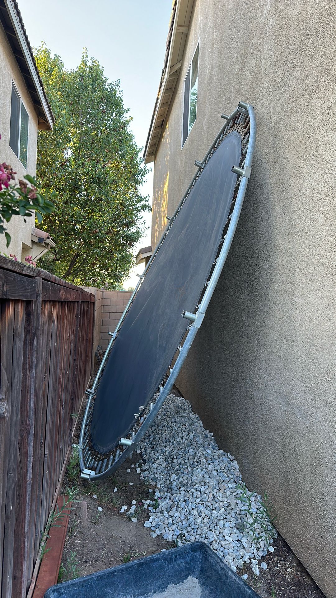 Free Trampoline 12 Ft