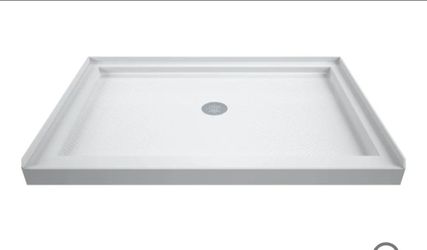 DreamLine
SlimLine 32" X 48" Shower Base with Single Threshold and Center Drain