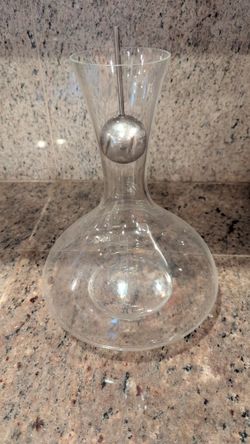 Glass Wine Decanter With Aerator