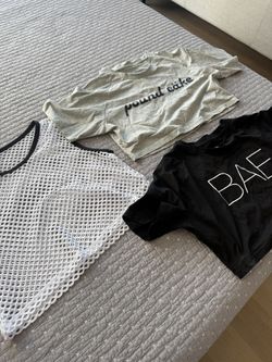 Men’s Crop Top Size Medium