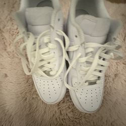 Air Forces Size 10