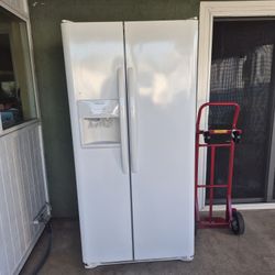 Fridge FRIGIDAIRE ! 