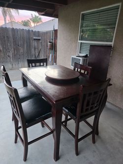 Dinning table