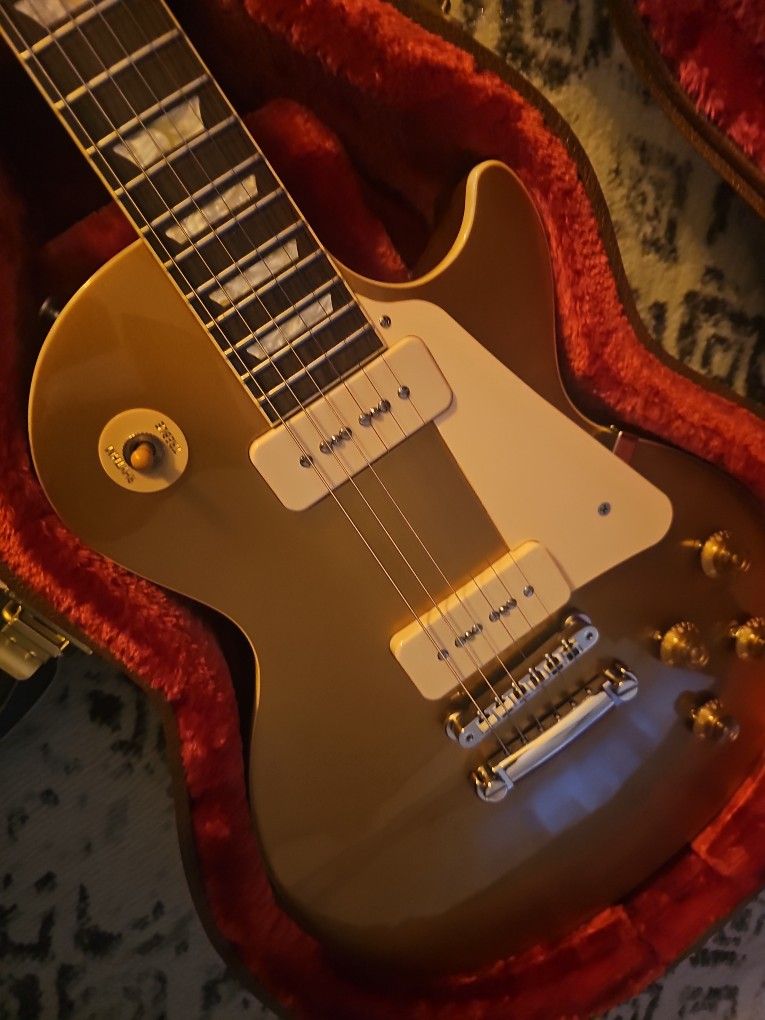 Gibson Goldtop Les Paul With P90's-2025, Case Included.