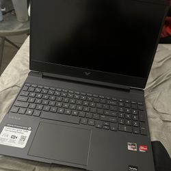 Laptop Gaming 