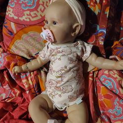 Brand New Reborn Baby Doll With Lots Of Extras