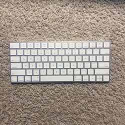 Apple Magic Keyboard 
