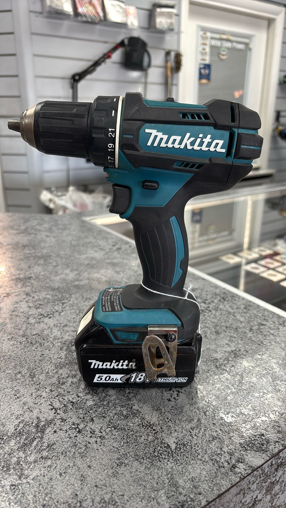 Makita Drill XFD10