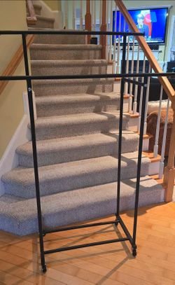 Clothing rack ****NEW*****