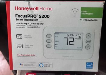 Honeywell Focus Pro S200 Smart Thermostat