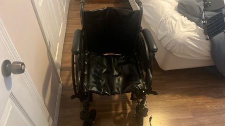 Wheel chair (foldable)