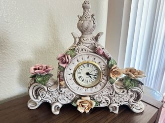 Capodimonte Porcelain Floral Mantel Clock
