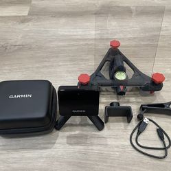 Garmin Approach R10 Launch Monitor with Alignment Stand