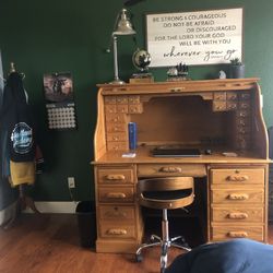 Roll top Desk For Sale! 