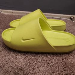 Nike calm slides