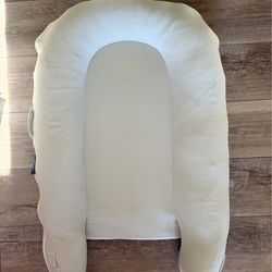 Dock-a-tot with sage green cover