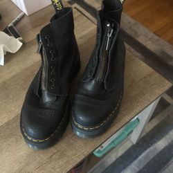 In Excellent Condition 