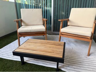 Outdoor patio chairs and table