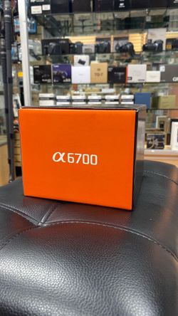 Sony A6700  Kit
