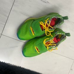 The Nike Zoom Freak 3 x UNO Green apple