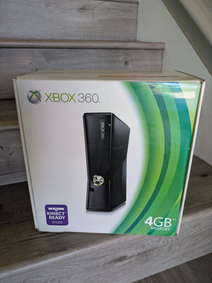 X Box 360 Console, Controllers, Cables