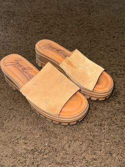 Zodiac Halle Platform Slide Sandal