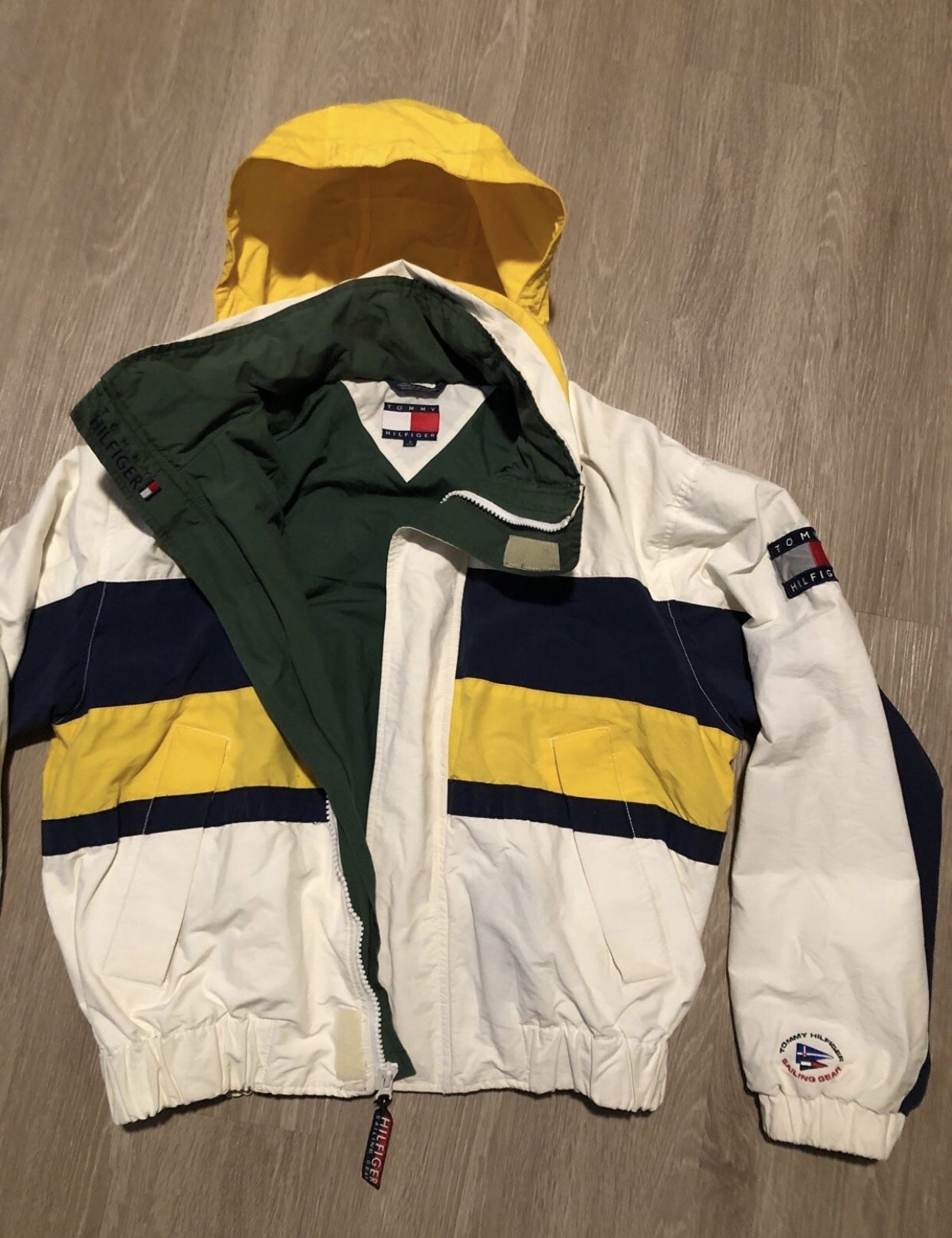 Vintage Rare 1990’s Tommy Hilfiger Sailing Gear jacket size Small