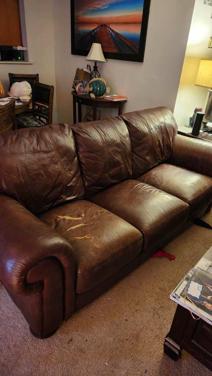 Couches Leather Brown for Sale in Claremont, CA OfferUp