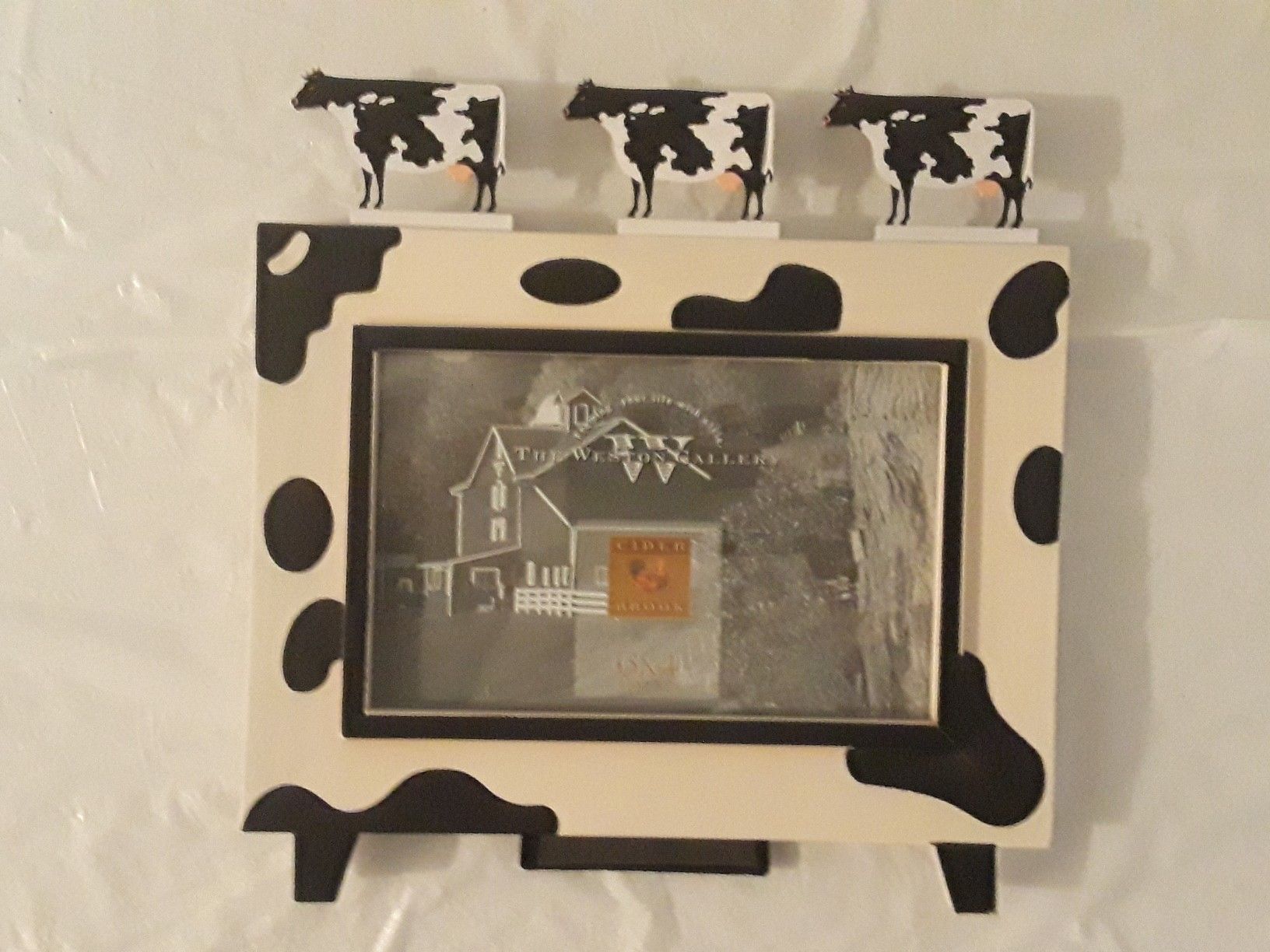 Cows Picture Frame 8"x8" NIB. Country, rustic, farm, home decor. Photo size 6"x4"