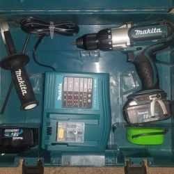 Mikita 18v Hammer Drill Set 