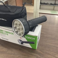 20,000 Lumen Flashlight!