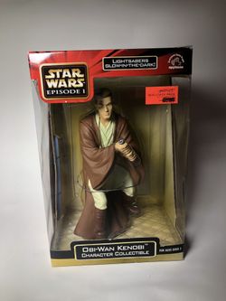 STAR WARS EPISODE 1 VINTAGE ACTION FIGURE IN BOX LOT. LOT OF 10