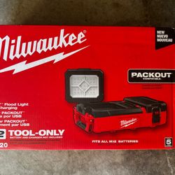 M12 Pack out Flood Light W/ USB Charging 