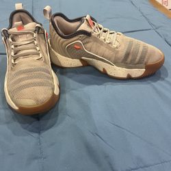 Youth Adidas Trae Unlimited Shoes 5 1/2