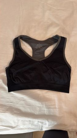 Black Women’s Sports bra (M)