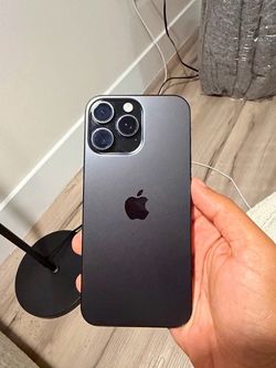 Apple iPhone 16 Pro Max 256GB Black (Used)94% battery , factory unlocked